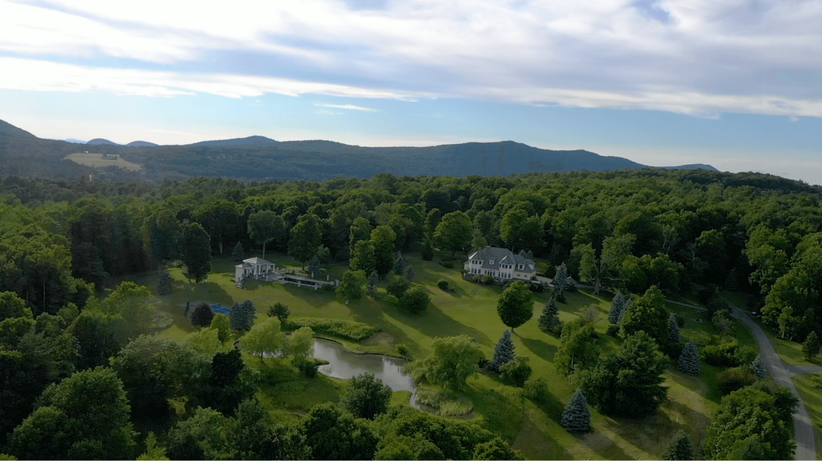 The Maple Lane Estate | Your Dream Vermont Wedding Venue